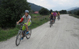 Plimbare pe biciclete in una din taberele organizate de Radu Travel